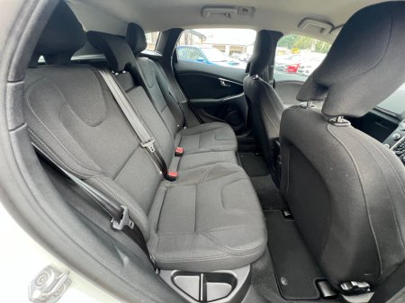 2016 Volvo V40 //STUNNING V40///AUTO//NEW NCT//IMMACULATE// €14,950 thumbnail