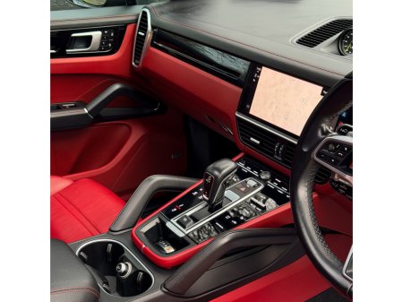 2022 Porsche Cayenne 2022 (221) Porsche Cayenne 3.0 V6 E-Hybrid S (462 BHP) €64,999