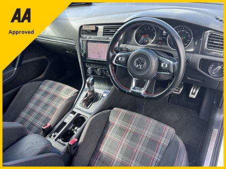 2015 Volkswagen Golf - thumbnail 19