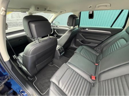 2020 Volkswagen Passat - thumbnail 36