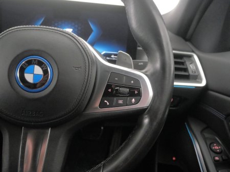 2023 BMW 3 Series - thumbnail 17