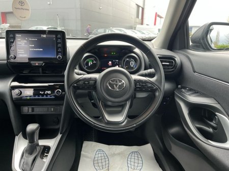 2023 Toyota Yaris Cross - thumbnail 9