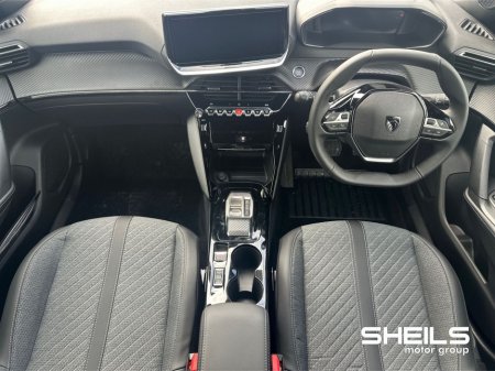 2025 Peugeot 2008 Electric Allure (54 kWh) 156BHP €33,950