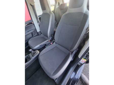 2013 Volkswagen up! - thumbnail 23