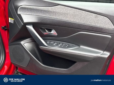 2023 Peugeot 408 1.2 Puretech 130bhp Auto Allure €25,950 thumbnail