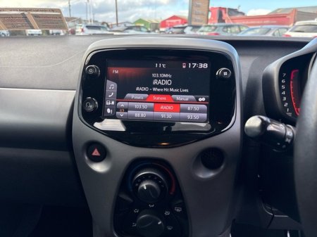 2021 Toyota Aygo - thumbnail 12