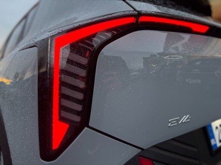 2025 Kia EV4 Earth 3 (81.4 KWh Battery) 594km range €42,995 thumbnail