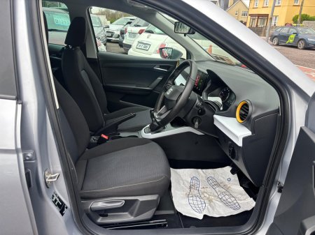 2022 SEAT Arona - thumbnail 5