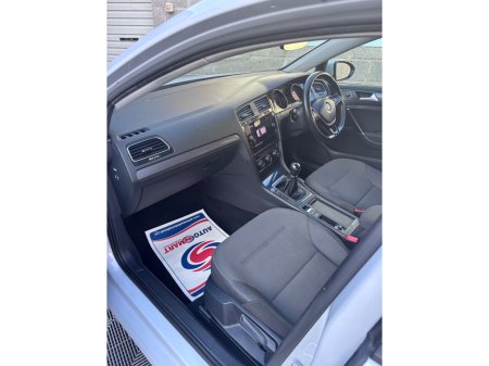 2017 Volkswagen Golf - thumbnail 9