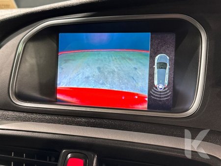 2019 Volvo V40 - thumbnail 19