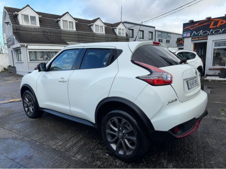 2015 Nissan Juke 1.6 TEKNA 115BHP 5DR AUTO €9,990 thumbnail