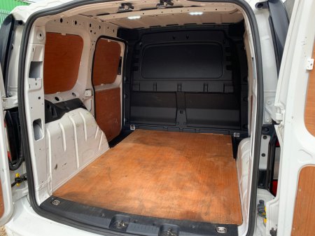 2022 Volkswagen Caddy - thumbnail 11