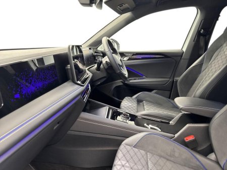 2024 Volkswagen Tiguan - thumbnail 2