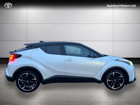 2023 Toyota C-HR C-HR 2.0 HYBRID GR SPORT thumbnail