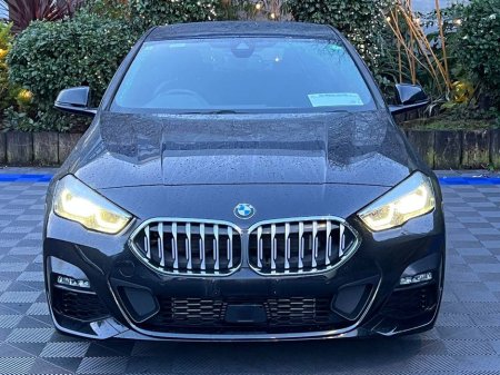 2021 BMW 2 Series 218d M-SPORT 2.0 // LOW MILEAGE // FULL SERVICE HISTORY // APPLE CARPLAY €32,900 thumbnail