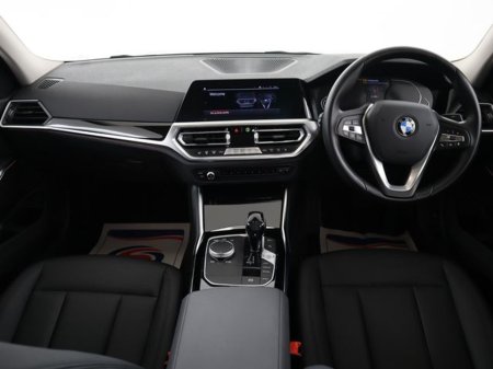 2021 BMW 3 Series - thumbnail 13