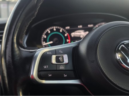 2018 Volkswagen Arteon 2.0 TSI R-LINE PANORAMIC SUNROOF 4MOTION 280BHP VIRTUALDASH FULL LEATHER HEATED ELECTRIC SEATS SAT NAV CARPLAY ANDROID AUTO BLIND SPORT PARKING SENSORS SELF PARKING ASSIST 360 CAMERA €28,950 thumbnail