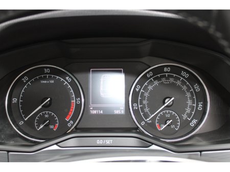 2021 Skoda Superb - thumbnail 18