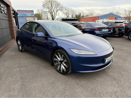 2025 Tesla Model 3 - thumbnail 13