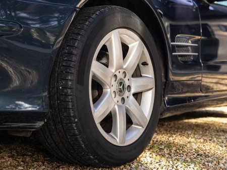 2003 Mercedes-Benz SL Class - thumbnail 13