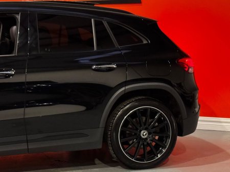 2022 Mercedes-Benz GLA Class GLA 250 E AMG LINE PREMIUM PLUS NIGHT EDITION #65 €34,950 thumbnail