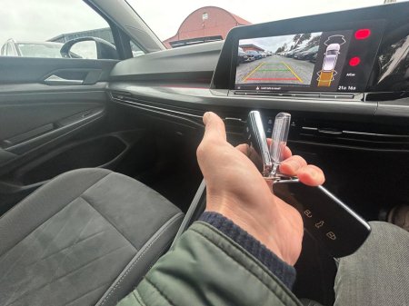 2020 Volkswagen Golf - thumbnail 11