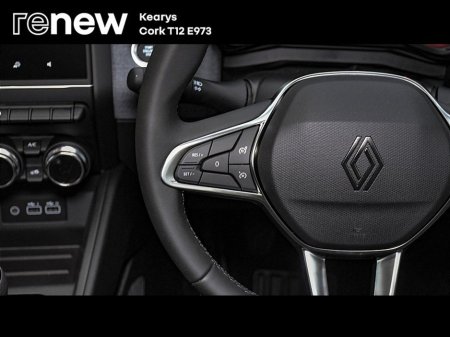 2025 Renault Clio - thumbnail 16