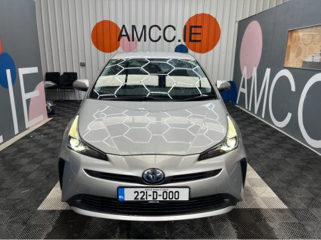 2022 Toyota Prius - thumbnail 6