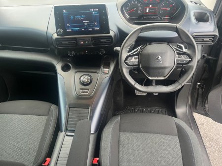 2022 Peugeot Rifter - thumbnail 17