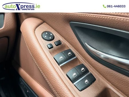 2016 BMW 5 Series - thumbnail 32