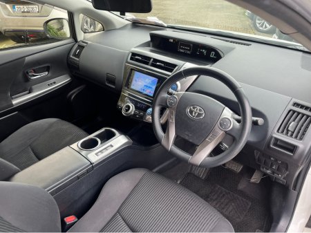 2018 Toyota Prius Alpha 7 SEATER AUTOMATIC HYBRID 1.8 PETROL //KEYLESS ENTRY//REVERSE CAMERA//ADAPTIVE CRUISE CONTROL// €19,950 thumbnail