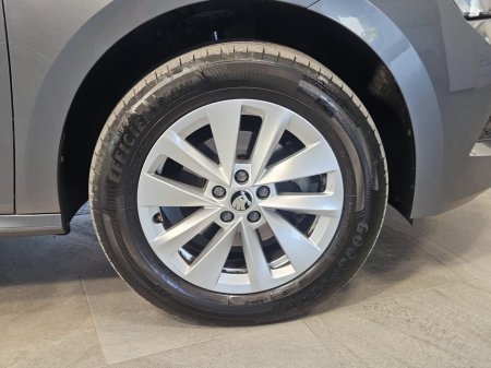 2023 Skoda Kamiq - thumbnail 4