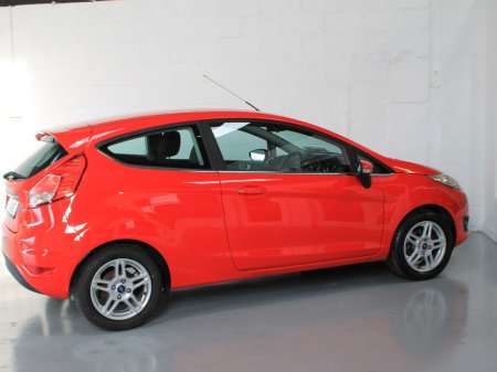 2014 Ford Fiesta 1.25 Zetec 82PS 3DR €7,999 thumbnail
