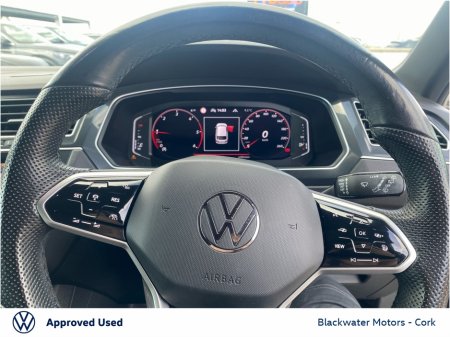 2023 Volkswagen Tiguan - thumbnail 15