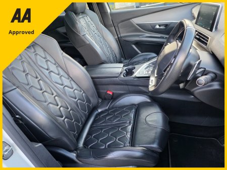 2020 Peugeot 3008 3008 GT * AWD * 300HP * €21,900 thumbnail