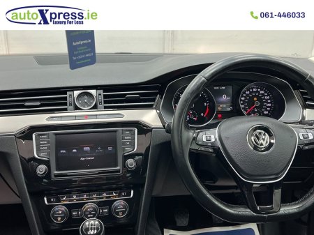 2016 Volkswagen Passat 2.0 TDI BLUMOTION, Panoramic Sunroof thumbnail