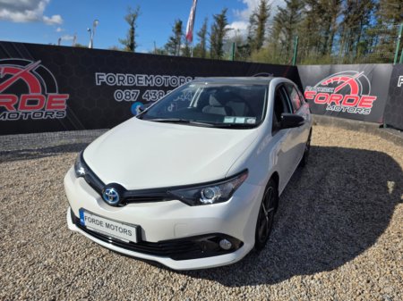 2017 Toyota Auris - photo 2