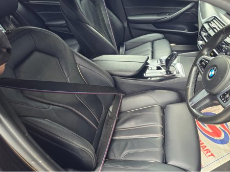 2021 BMW 5 Series - thumbnail 19