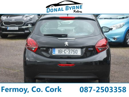 2016 Peugeot 208 - thumbnail 5