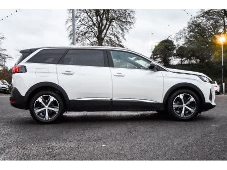 2022 Peugeot 5008 1.5 BlueHDi 130bhp GT Black Pack €32,850