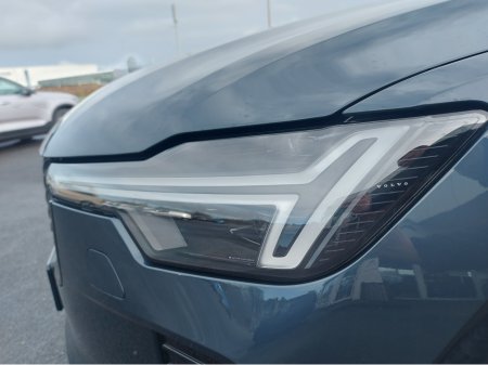 2026 Volvo XC90 T8 PHEV PLUS DARK AWD 5DR €99,950 thumbnail