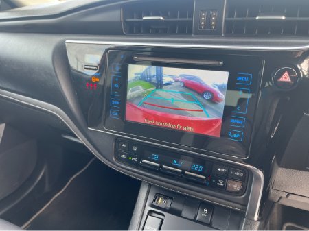 2015 Toyota Auris - thumbnail 8