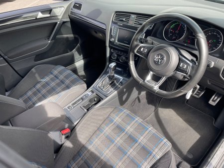 2015 Volkswagen Golf - thumbnail 20