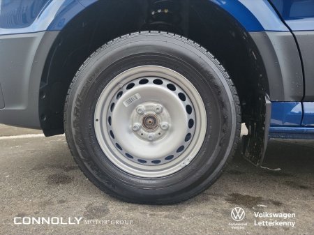 2026 Volkswagen Crafter CR35 Panel van Highline MWB 140 HP 2.0 TDI 8sp Automatic FWD €44,269