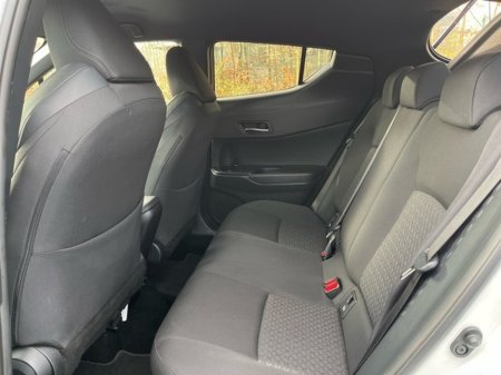 2023 Toyota C-HR HYBRID SPORT 4DR AUTO €29,950 thumbnail