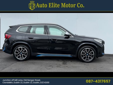 2023 BMW iX1 - view 4