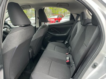 2021 Toyota Yaris - thumbnail 7