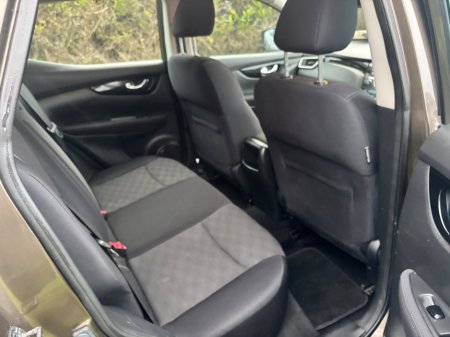 2014 Nissan Qashqai 1.5 DSL SV €5,850 thumbnail