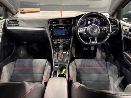 2019 Volkswagen Golf - thumbnail 17