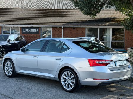 2021 Skoda Superb - thumbnail 12